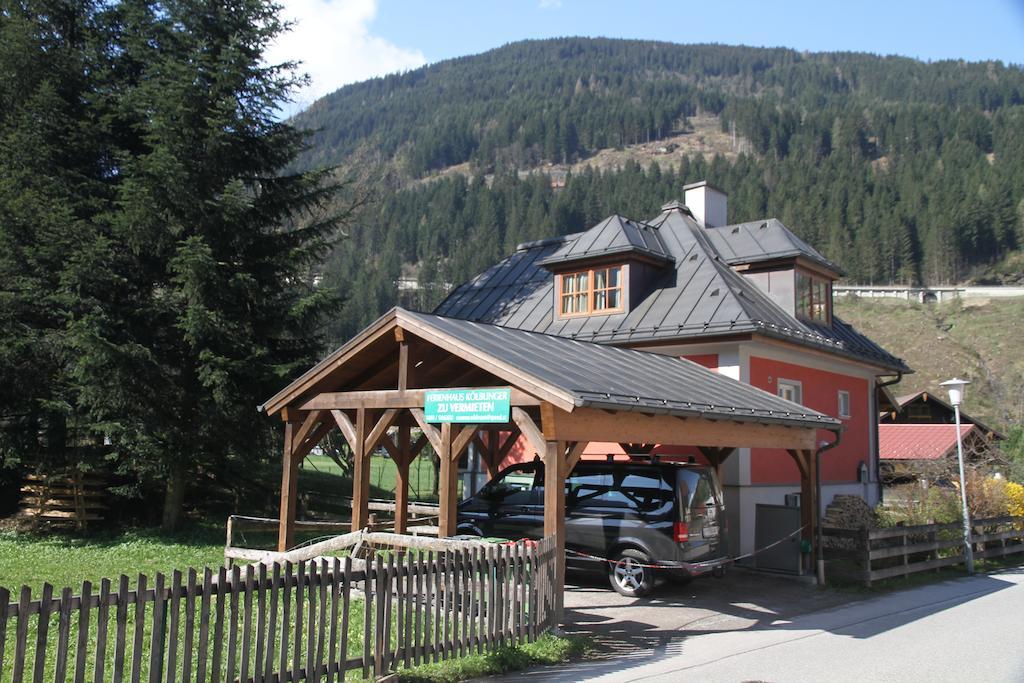Villa Schnuck - Das Rote Ferienhaus Bad Gastein Eksteriør bilde